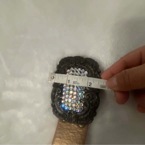 Fossil Women's Leather Rhinestone
Buckle Belt Size M - Picture 14 of 15